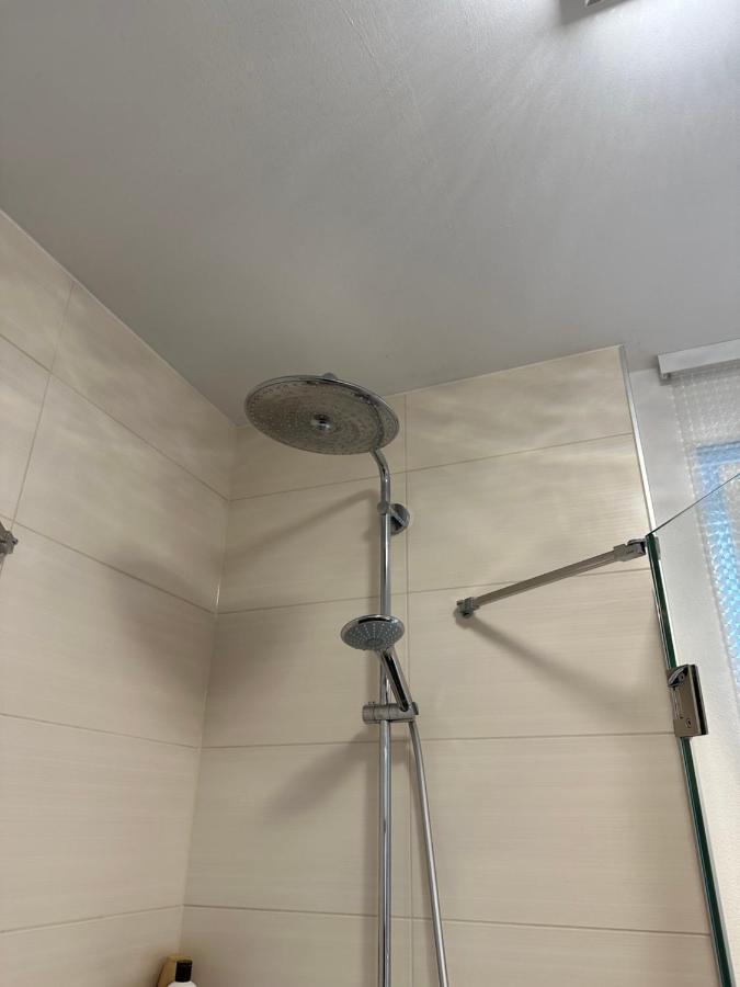 Apartmán Traumhafte Haushaelfte Mit Kamin, Garten & Whirlpool Berlín Exteriér fotografie